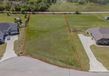 221 Maverick Court, Granbury, Texas 76049