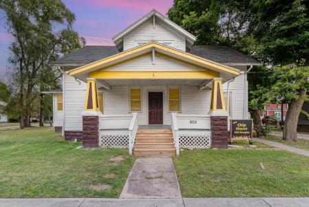 805 S Douglas, Mount Pleasant, Michigan 48858, États-Unis