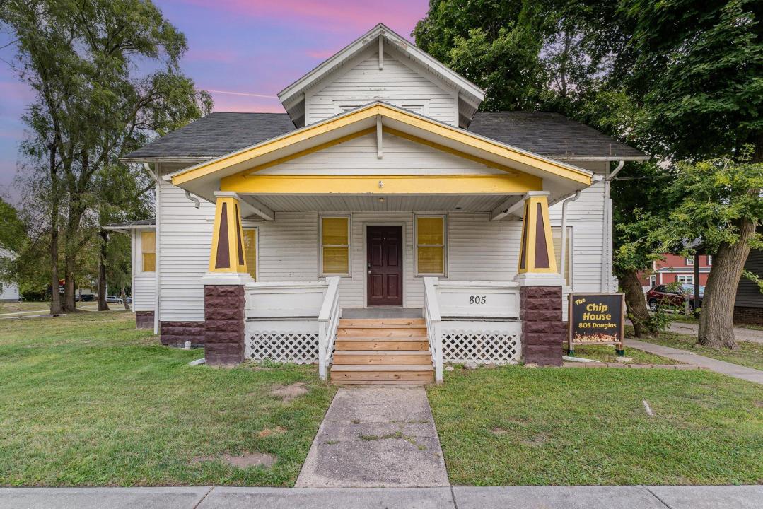 805 S Douglas, Mount Pleasant, Michigan 48858, États-Unis