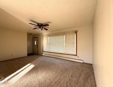 614 14th Street, Jamestown, 北达科他州 58401, 美国