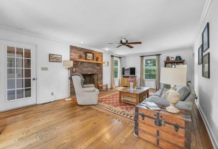 1330 Barkley Hills Cir, Clarksville, Tennessee 37040