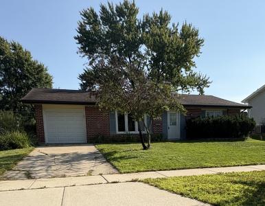 1445 Nottingham Lane, Hoffman Estates, Illinois 60169, USA