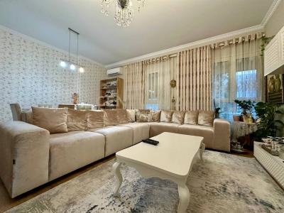 Kopshti Botanik Zoologjik, Tirana, Albania