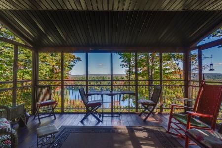 22  Ch. Lakeview E., Austin, קוויבק J0B 1B0, קנדה 