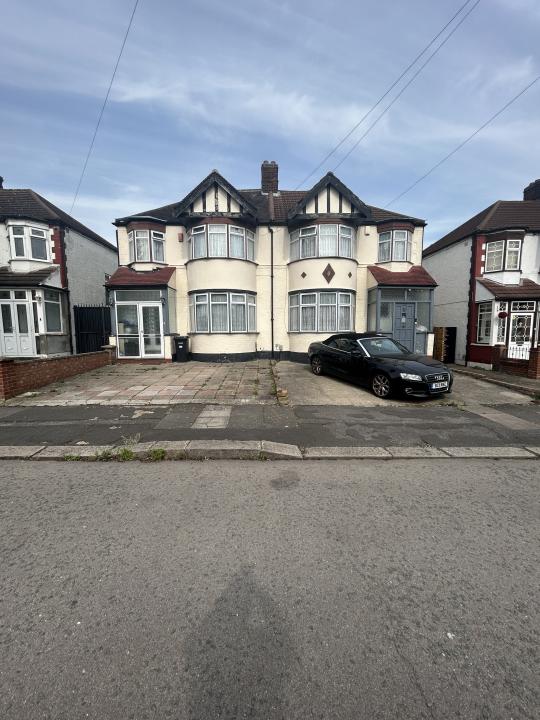 50, Danehurst Gardens, ILFORD, United Kingdom