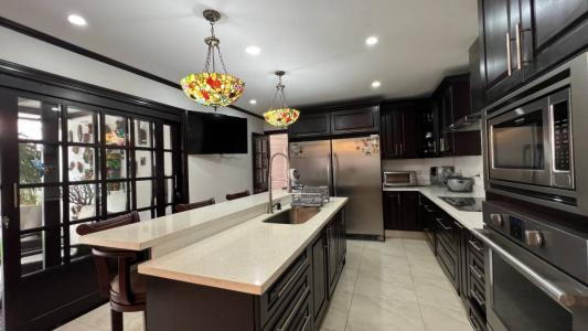 urbanizacion la suiza , San Rafael Escazú, San José 00001, Costa Rica