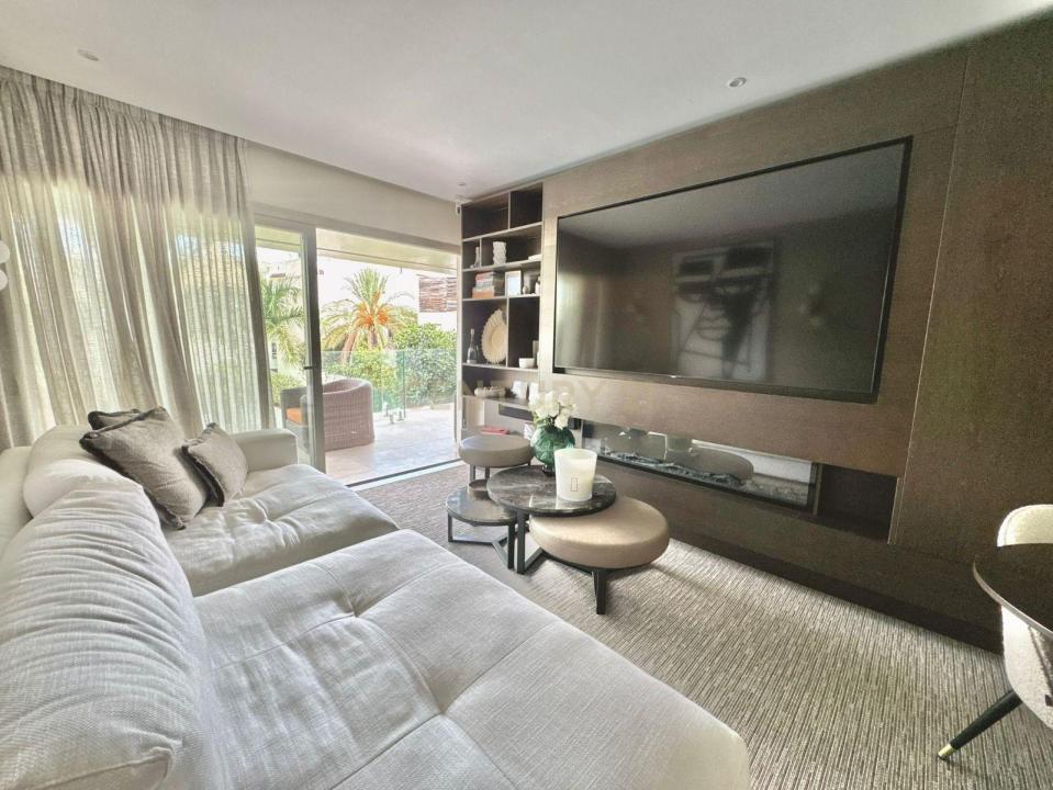 Ibiza / Eivissa, Illes Balears 07800, Espanha