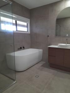 10 Tarwhine Street, Tin Can Bay, QLD 4580, Australia