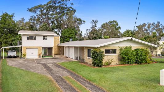 13 Mallett Street, Tin Can Bay, QLD 4580, Australia