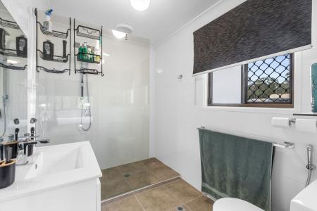 13 Mallett Street, Tin Can Bay, QLD 4580, Australia