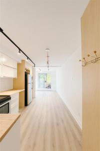 7393 Rue De La Roche, Montréal (Rosemont/La Petite-Patrie), Quebec H2R 2T4, Canada