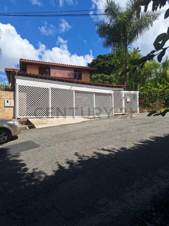 principal Casa en venta Urb Cerro Verde Baruta Caracas, Caracas, Miranda 00001, Venezuela