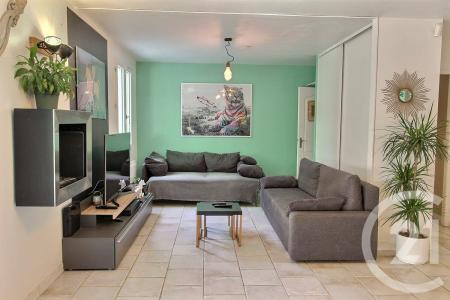 Roquefort Les Pins, Provence-Alpes-Côte D'Azur 06330, France