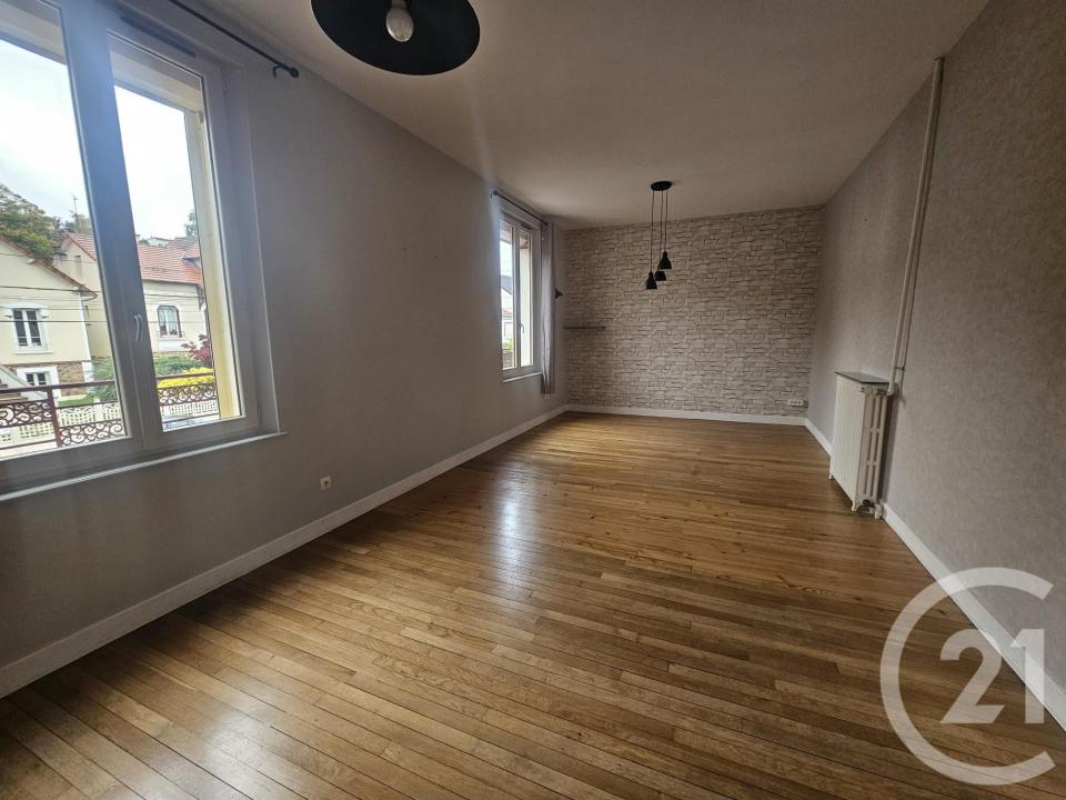 Montlucon, Auvergne 03100, France