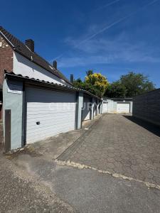 Mönchengladbach, Nordrhein-Westfalen 41238, Germany