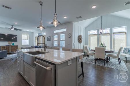 716 JONES AVE, Tybee Island, Geórgia 31328, Estados Unidos