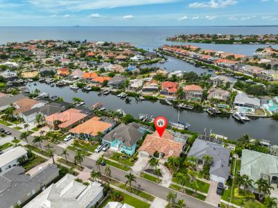 913 Allegro Ln, Apollo Beach, Florida 33572, USA