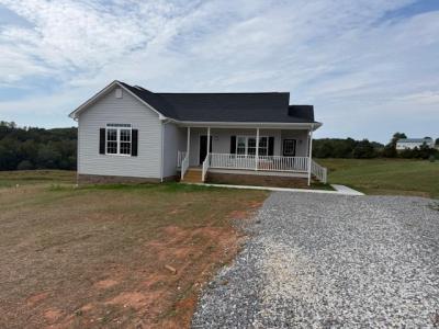 1651 South Fork Road, Appomattox, Virginia 24522