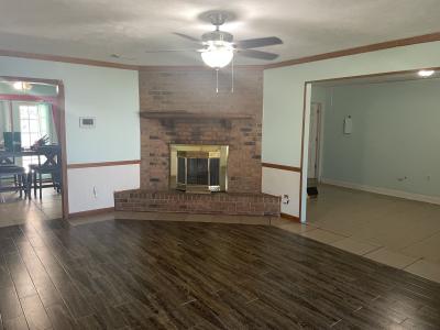 2107 Peach Street, Deridder, Louisiane 70634, États-Unis