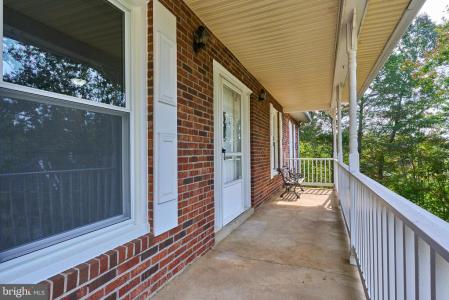 8332 Hilltop Avenue, Vienna, Virginia 22182, Stati Uniti