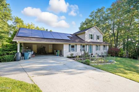 128 Azalea Lane, Big Stone Gap, فرجينيا 24219, الولايات المتحدة