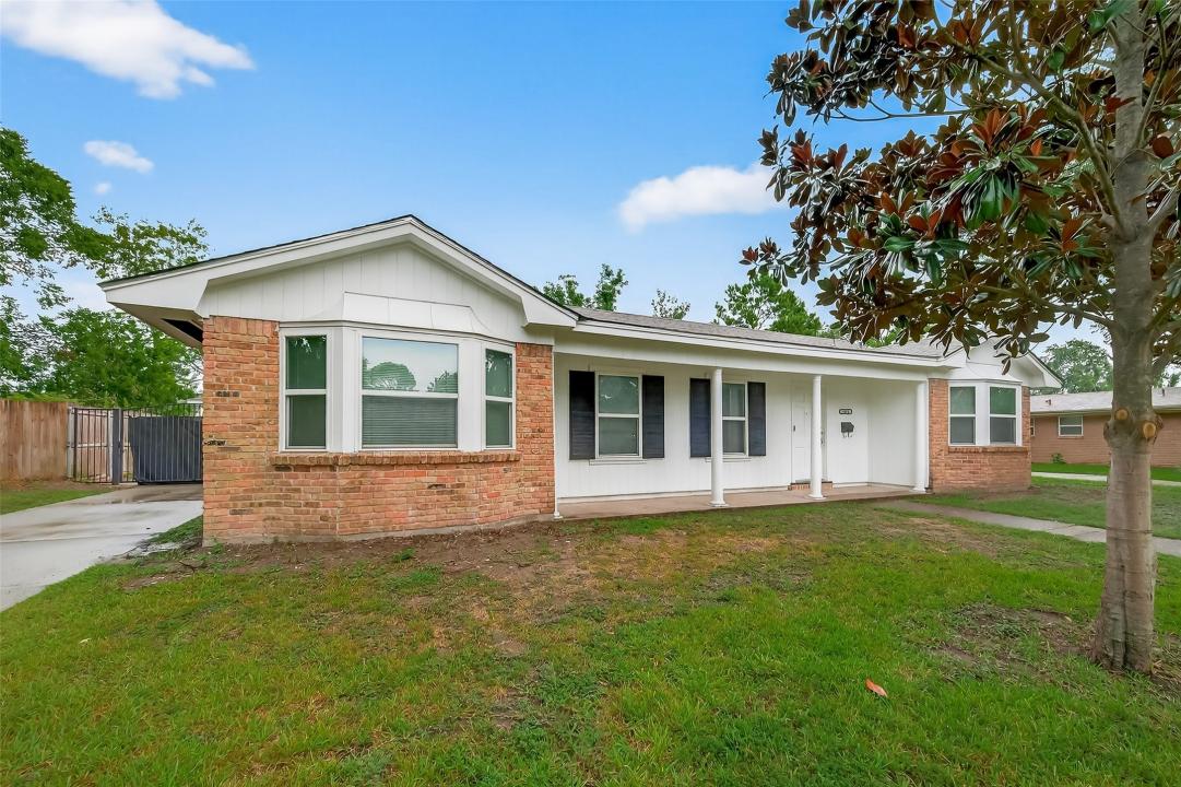 8210 Edgemoor Drive, Houston, טקסס 77036, ארצות הברית של אמריקה