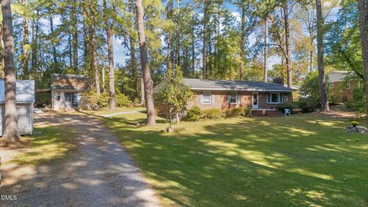 717 Lakeside Drive, Sanford, North Carolina 27330, Stati Uniti