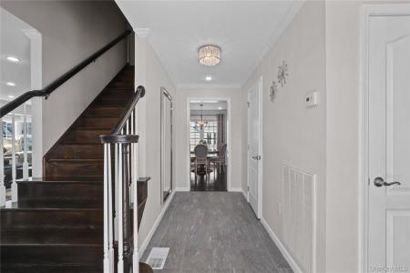 44 Saratoga Avenue, Pleasantville, New York 10570, États-Unis