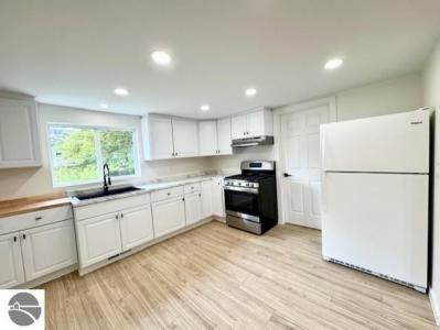 117 Holiday, Alma, מישיגן 48801, ארצות הברית של אמריקה