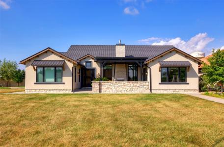 10232 Bella Strada Lane, Johnston, Iowa 50131, Estados Unidos