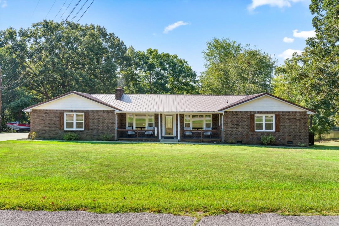 550 Lakeview Cir, Tennessee Ridge, 田納西州 37178, 美國