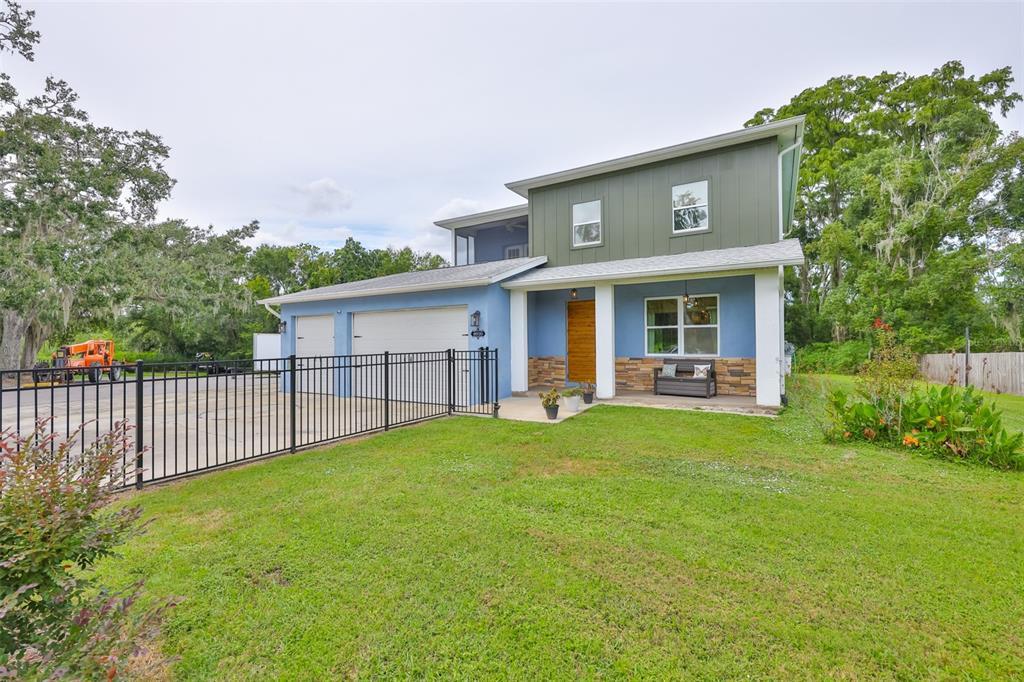 8920 Williams Road, Seffner, Florida 33584