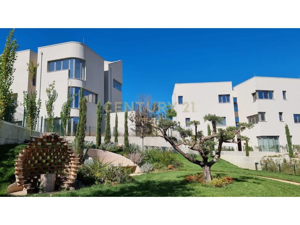 Sauk i Vjetër, Tirana, 阿尔巴尼亚