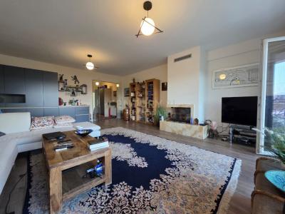 Liqeni i Farkës, Tirana, Albania