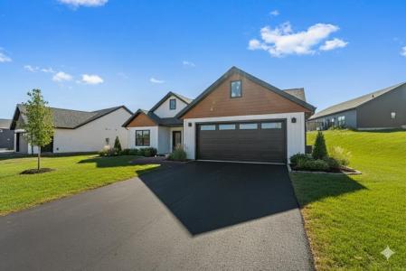 86 STANMOL DRIVE, West Royalty, Prince Edward Island C1A 1V5, Canada