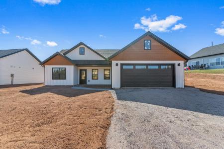 86 STANMOL DRIVE, West Royalty, Prince Edward Island C1A 1V5, Canada