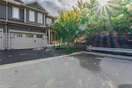 80 WILLOW STREET, Paris, Ontario N3L 2K6, Canadá