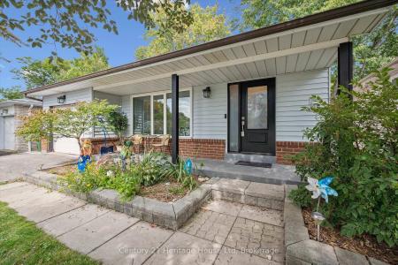 378 WEST ACRES DRIVE, Guelph, オンタリオ N1H 7A8, カナダ