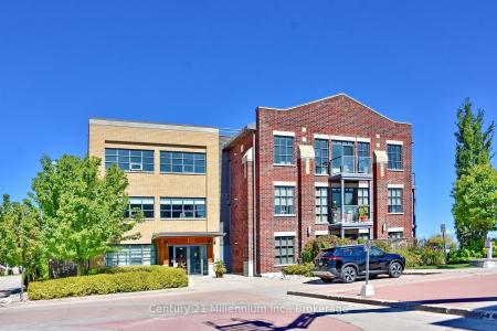 1 SHIPYARD LANE, Collingwood, Ontario L9Y 0W2, Canada