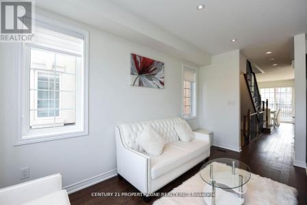 25 HASHMI PLACE, Brampton (credit Valley), Ontario L6Y 0H8, Canada