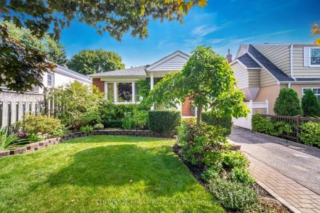 151 BROOKLAWN AVENUE, Toronto, オンタリオ M1M 2P8, カナダ