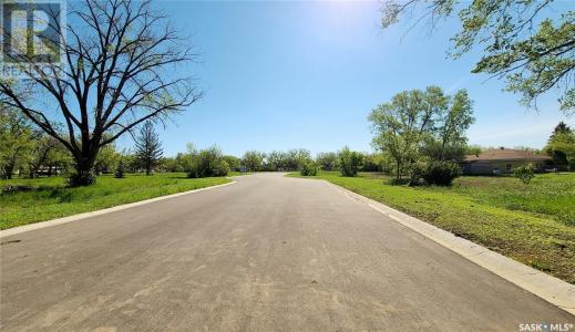 16 KENNEY CRESCENT, Weyburn, 서스캐처원주 S4H 1L3, 캐나다