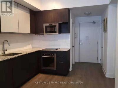 99 THE DONWAY WEST, Toronto (banbury-don Mills), Ontario M3C 0N8, Canadá