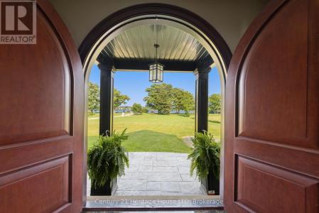 12679 NIAGARA PARKWAY, Niagara Falls (lyons Creek), Ontario L2E 6S6, Canada