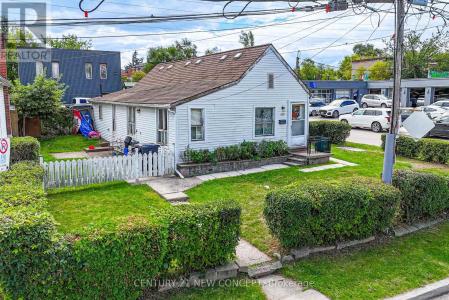 1171 ROSELAWN AVENUE, Toronto (briar Hill-belgravia), Ontario M6B 1C5, Canada