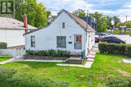 1171 ROSELAWN AVENUE, Toronto (briar Hill-belgravia), Ontario M6B 1C5, Canada