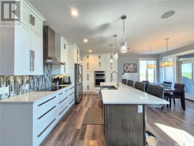 836 MCTAGGART DRIVE, Weyburn, ססקצ'ואן S4H 3M6, קנדה