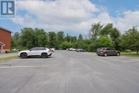 550 TALBOT PLACE, Gananoque, אונטריו K7G 3C6, קנדה