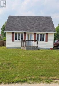 59 MANITOU ROAD W, Manitouwadge, Ontario P0T 2C0, Canada