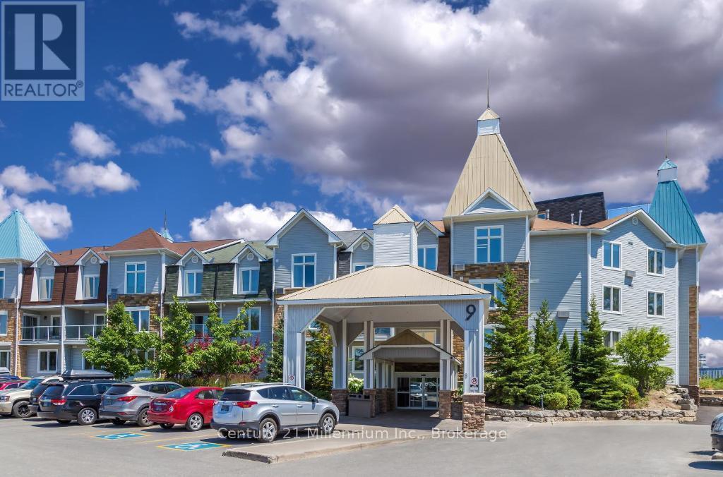 9 HARBOUR STREET EAST, Collingwood, Ontario L9Y 5C5, Canada